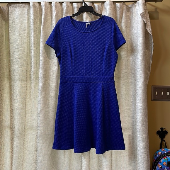 Elle dress. Size large. Blue EUC - Picture 1 of 4
